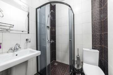 Фото номера Номер полулюкс с 2 односпальными кроватями Отель Горский Дом г. Домбай 6